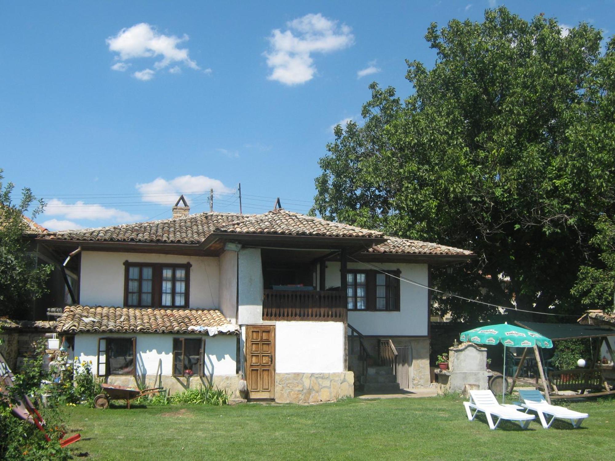 The Old House Guest House Obedinenie Номер фото