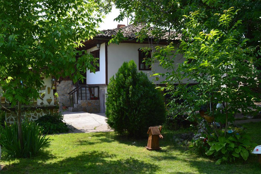 The Old House Guest House Obedinenie Номер фото