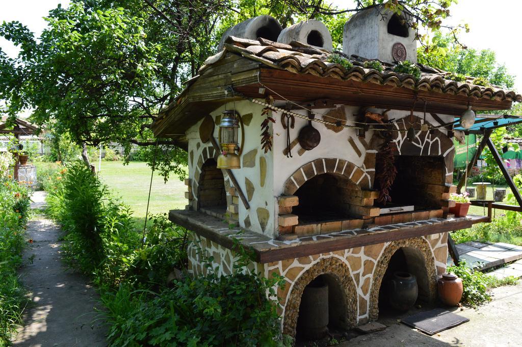 The Old House Guest House Obedinenie Номер фото