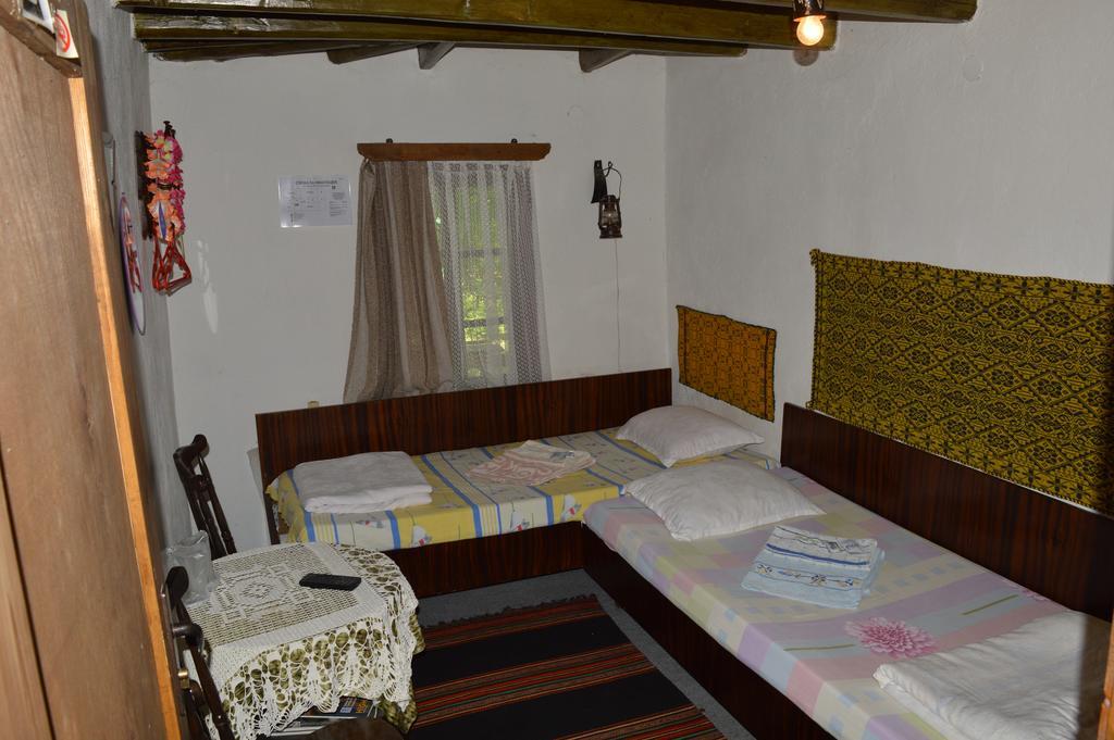The Old House Guest House Obedinenie Номер фото